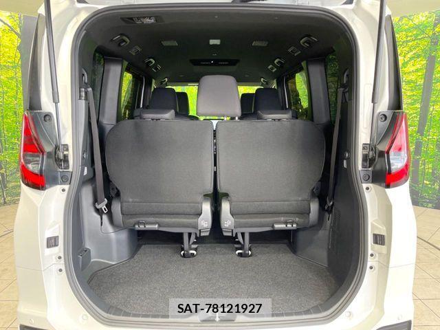 Toyota NOAH HYBRID 2022-07 6272481-10