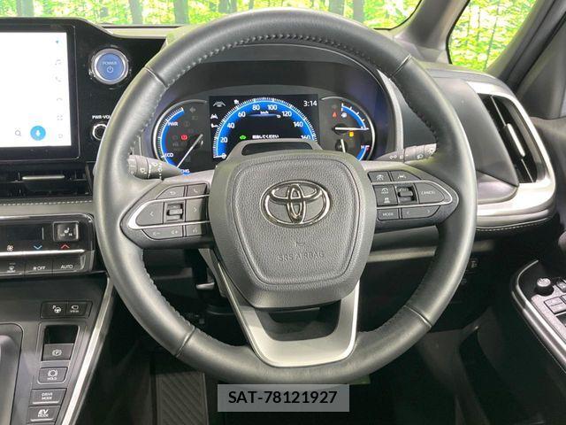 Toyota NOAH HYBRID 2022-07 6272481-11
