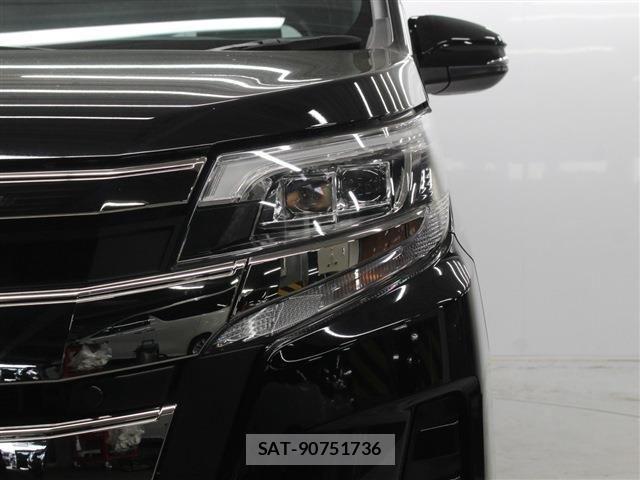 Toyota NOAH HYBRID 2020-09 6272483-13