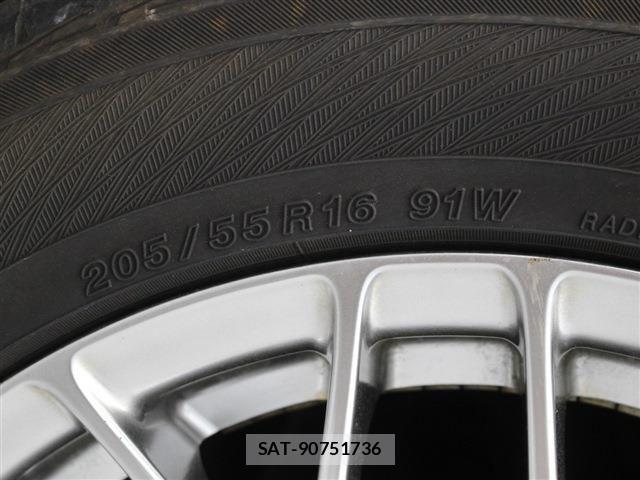 Toyota NOAH HYBRID 2020-09 6272483-19