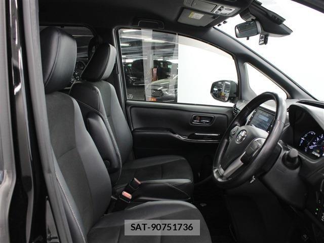 Toyota NOAH HYBRID 2020-09 6272483-26