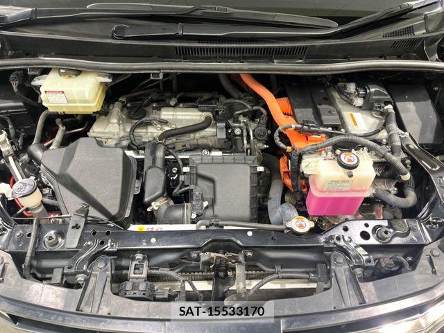 Toyota NOAH HYBRID 2019-08 6526988-18
