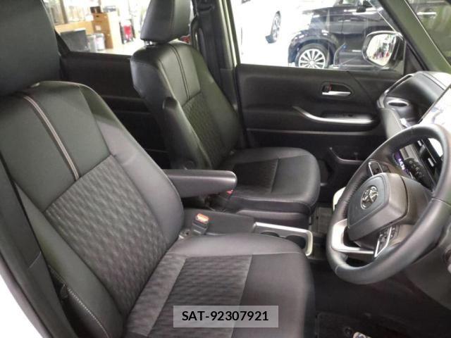 Toyota NOAH HYBRID 2023-07 6642093-20