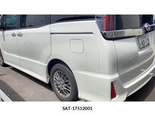 Toyota NOAH HYBRID 2017-12 6672959-5