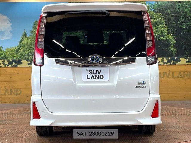 Toyota NOAH HYBRID 2016-11 6672960-14