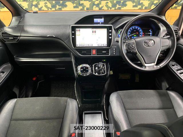 Toyota NOAH HYBRID 2016-11 6672960-1