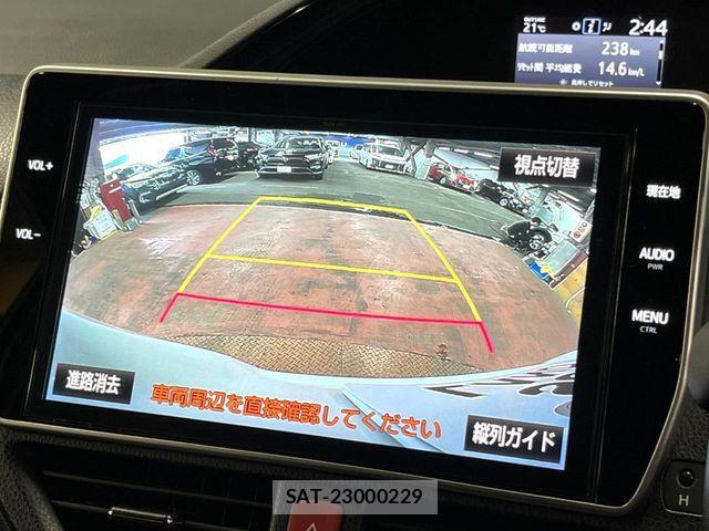 Toyota NOAH HYBRID 2016-11 6672960-4