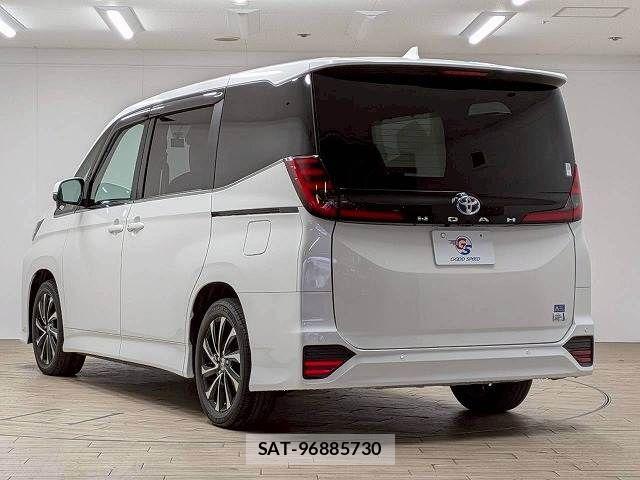 Toyota NOAH HYBRID 2023-10 6672953-16