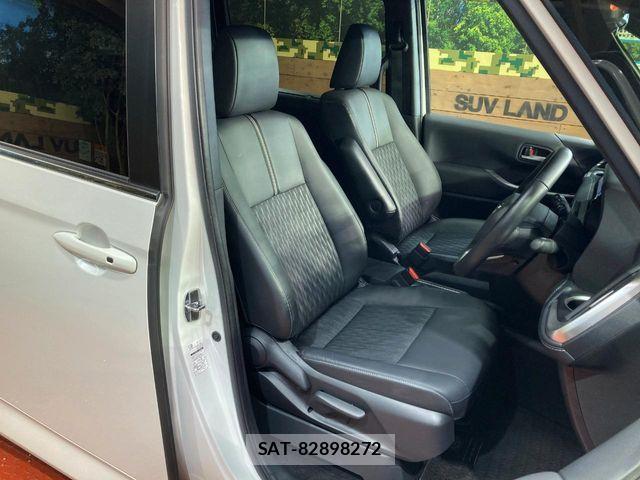 Toyota NOAH HYBRID 2023-03 6677230-7