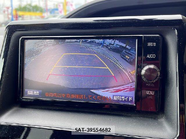 Toyota NOAH HYBRID 2017-09 6677238-14