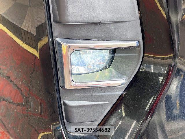 Toyota NOAH HYBRID 2017-09 6677238-26
