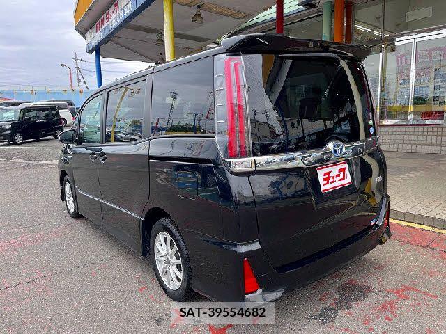 Toyota NOAH HYBRID 2017-09 6677238-8