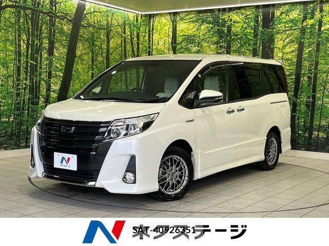 Toyota NOAH HYBRID 2017-06 6677241-0