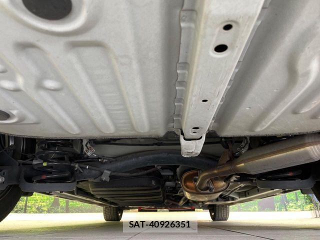 Toyota NOAH HYBRID 2017-06 6677241-19