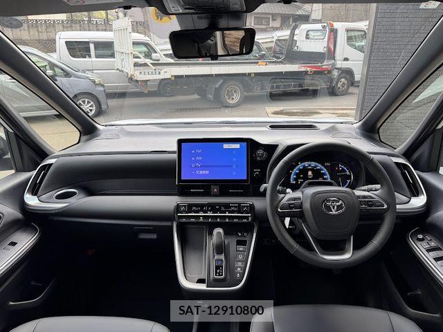 Toyota NOAH HYBRID 2026-03 6677227-7