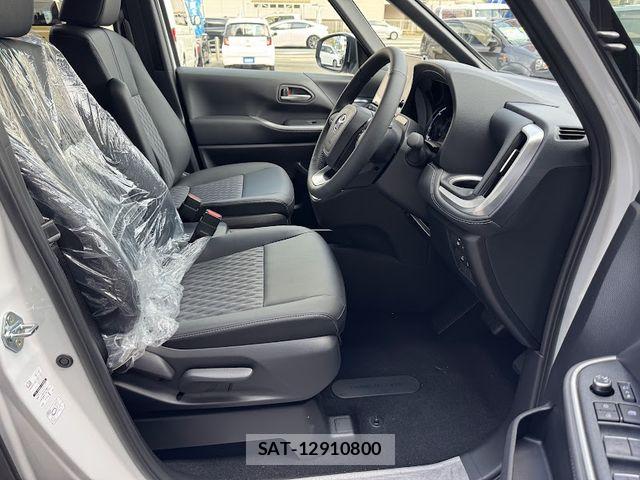 Toyota NOAH HYBRID 2026-03 6677227-8