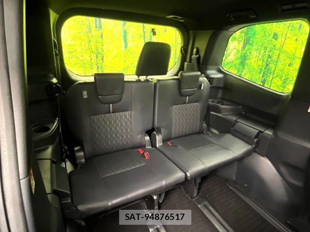 Toyota NOAH HYBRID 2022-06 6683937-9