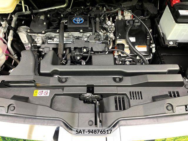 Toyota NOAH HYBRID 2022-06 6683937-18