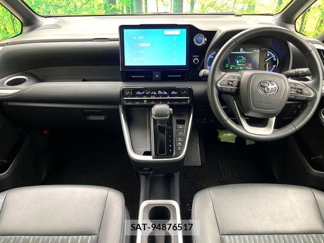 Toyota NOAH HYBRID 2022-06 6683937-1