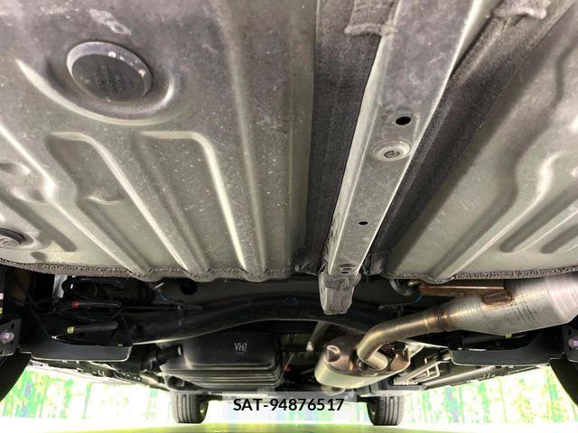 Toyota NOAH HYBRID 2022-06 6683937-19