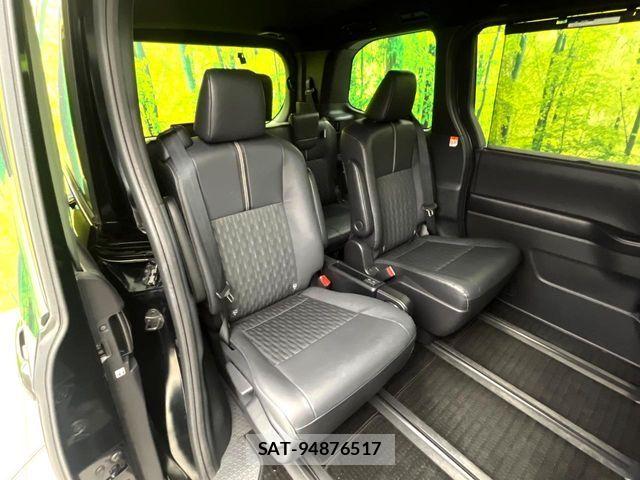 Toyota NOAH HYBRID 2022-06 6683937-8