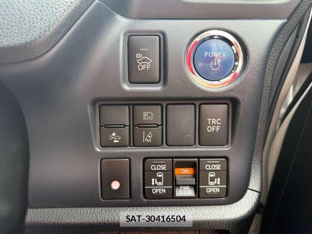 Toyota NOAH HYBRID 2016-07 6691145-9