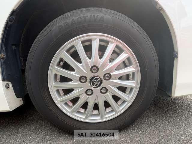 Toyota NOAH HYBRID 2016-07 6691145-2