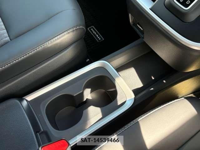 Toyota NOAH HYBRID 2026-04 6716905-19