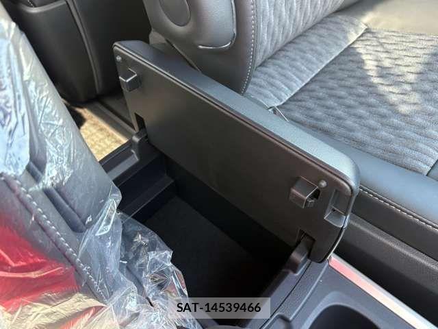 Toyota NOAH HYBRID 2026-04 6716905-20