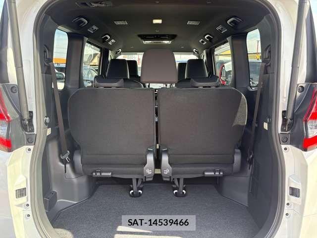 Toyota NOAH HYBRID 2026-04 6716905-27