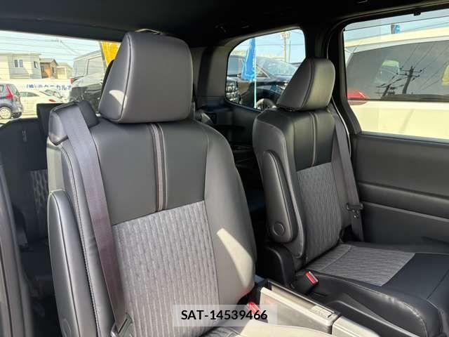 Toyota NOAH HYBRID 2026-04 6716905-29