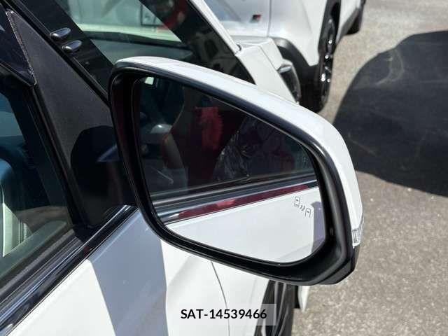 Toyota NOAH HYBRID 2026-04 6716905-3