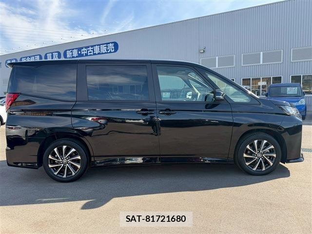 Toyota NOAH HYBRID 2025-01 6716916-9