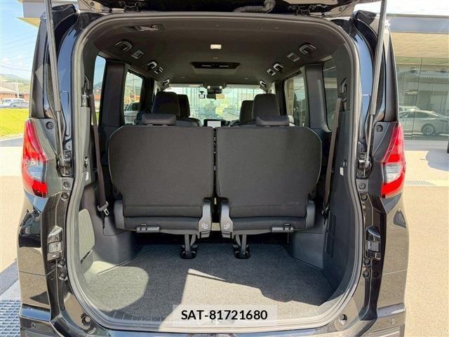 Toyota NOAH HYBRID 2025-01 6716916-17