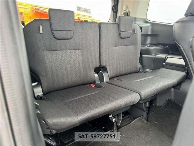 Toyota NOAH HYBRID 2023-10 6752678-20