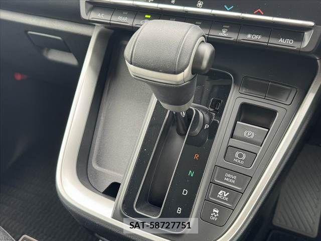 Toyota NOAH HYBRID 2023-10 6752678-26