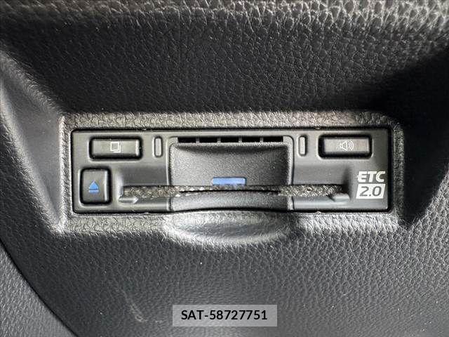 Toyota NOAH HYBRID 2023-10 6752678-5