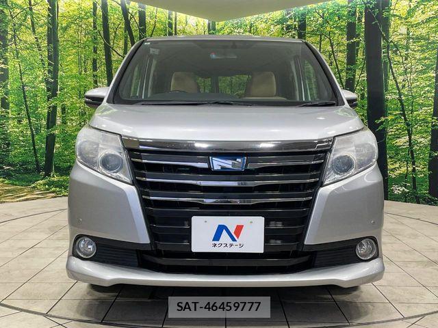 Toyota NOAH HYBRID 2014-01 6752681-14