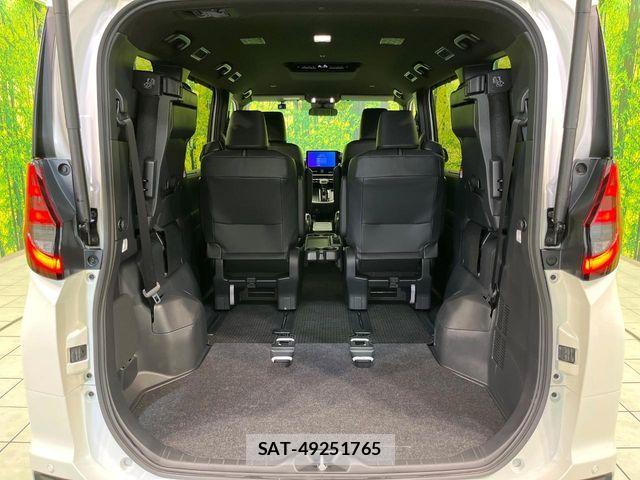 Toyota NOAH HYBRID 2025-03 6752676-11