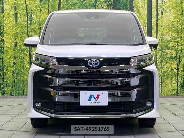 Toyota NOAH HYBRID 2025-03 6752676-14