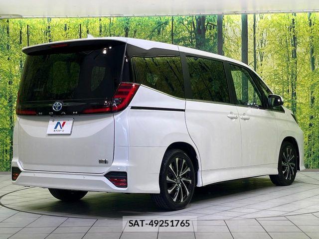 Toyota NOAH HYBRID 2025-03 6752676-17