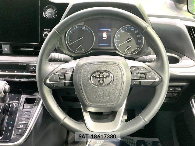 Toyota NOAH HYBRID 2025-03 6752677-11