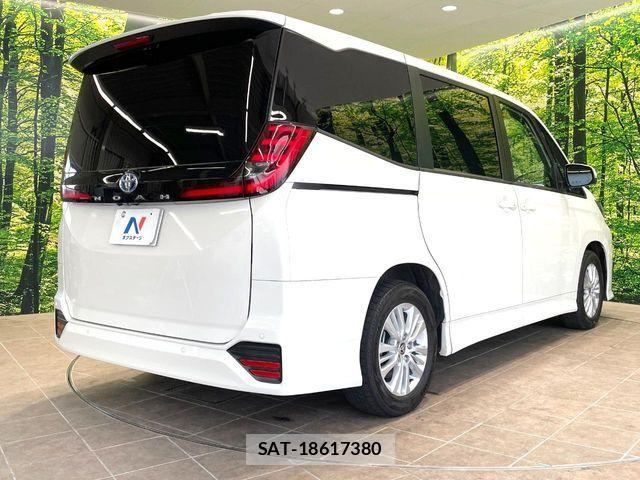Toyota NOAH HYBRID 2025-03 6752677-16