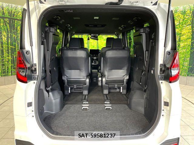 Toyota NOAH HYBRID 2023-06 6791336-11