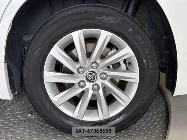 Toyota NOAH HYBRID 2022-03 6791353-27