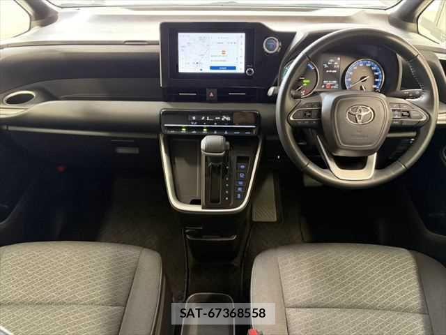 Toyota NOAH HYBRID 2022-03 6791353-2