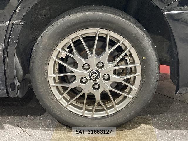 Toyota NOAH HYBRID 2017-12 6791354-9