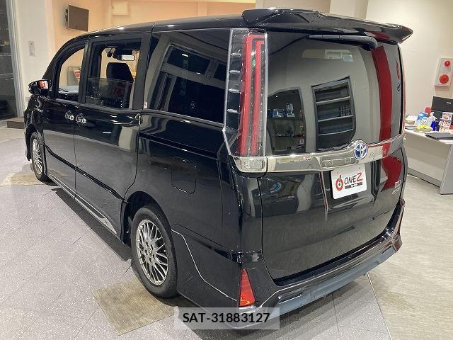 Toyota NOAH HYBRID 2017-12 6791354-14