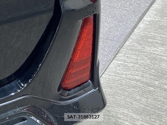 Toyota NOAH HYBRID 2017-12 6791354-19