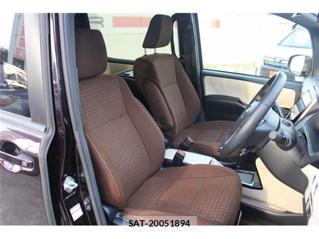 Toyota NOAH HYBRID 2020-10 6791361-25